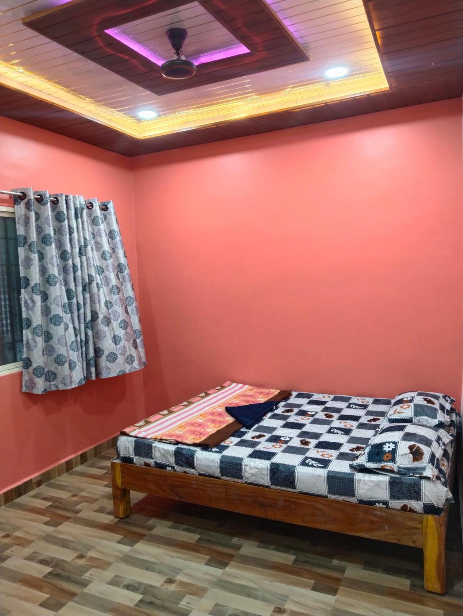 Funky Monkey Home Stay 함피 외부 사진