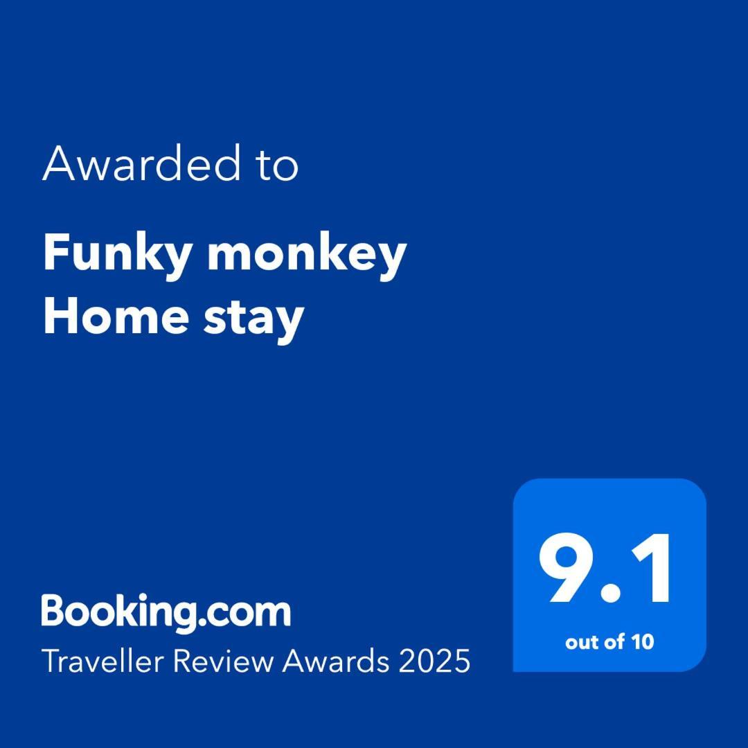 Funky Monkey Home Stay 함피 외부 사진